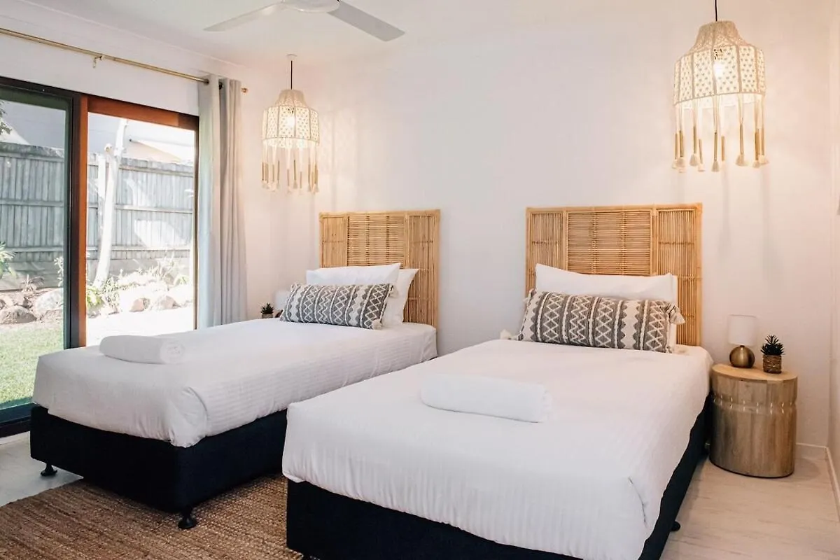 Дом отдыха Prime Location With Pool - Walk To Кулум-Бич